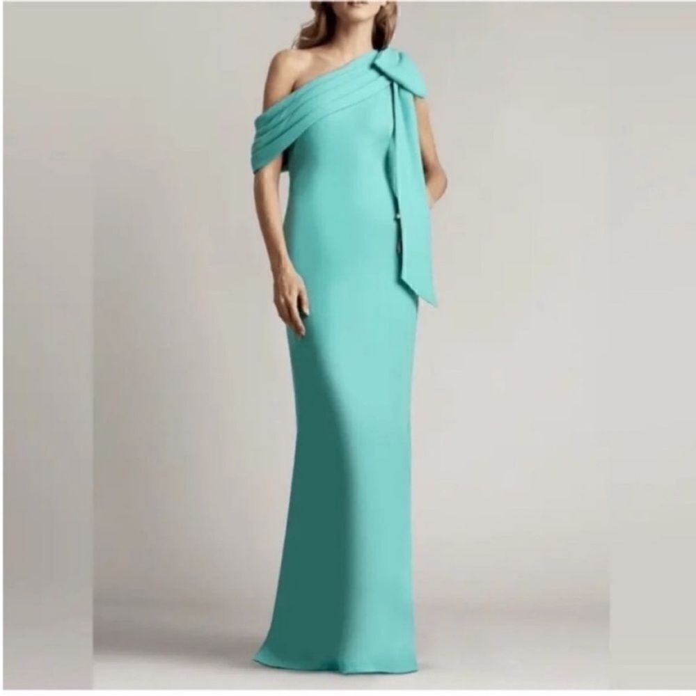 Tadashi Shoji gown